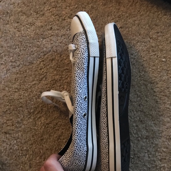 Converse - Picture 3 of 3